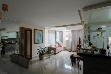 Sala de apartamento à venda com 3 quartos, 96m² em Santa Rosa, Belo Horizonte