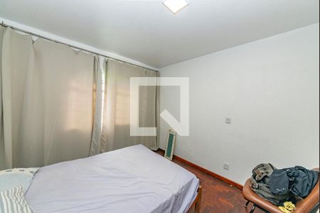 Quarto 1 de apartamento para alugar com 2 quartos, 120m² em Caiçaras, Belo Horizonte