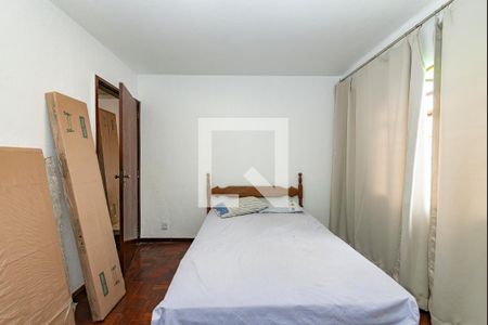 Quarto 1 de apartamento para alugar com 2 quartos, 120m² em Caiçaras, Belo Horizonte