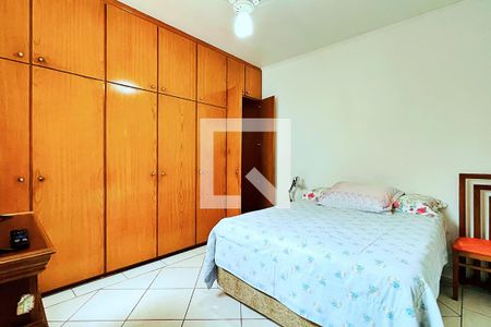 Suíte 1 de casa para alugar com 4 quartos, 900m² em Vila Rosalia, Guarulhos