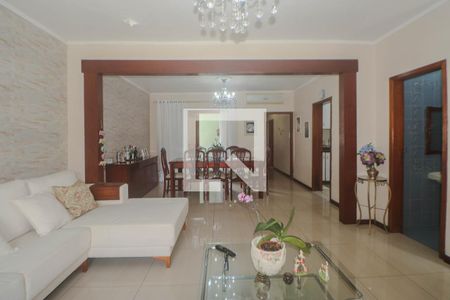 Sala de casa à venda com 3 quartos, 90m² em Sarandi, Porto Alegre