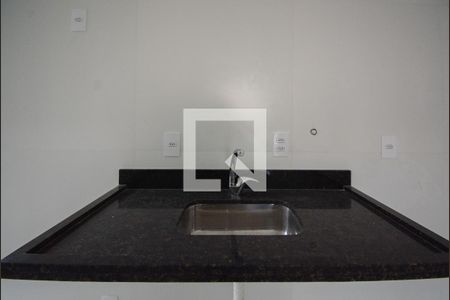 Apartamento à venda com 56m², 2 quartos e 1 vaga Apartamento à venda com 56m², 2 quartos e 1 vagaCozinha e Área de Serviço