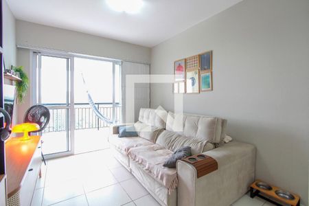 Sala de apartamento à venda com 2 quartos, 70m² em Barra da Tijuca, Rio de Janeiro