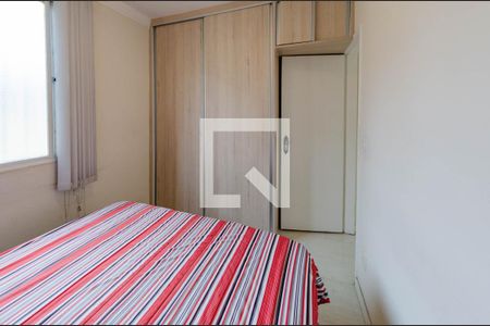 Quarto 2 de apartamento para alugar com 3 quartos, 55m² em Carlos Prates, Belo Horizonte