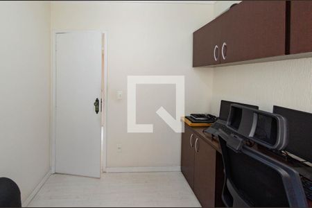 Quarto 1 de apartamento para alugar com 3 quartos, 55m² em Carlos Prates, Belo Horizonte