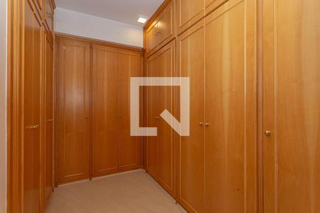 Apartamento à venda com 3 quartos, 254m² em Vila Suzana, São Paulo