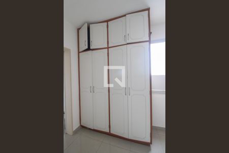 Quarto 1 de apartamento à venda com 1 quarto, 70m² em Bosque, Campinas