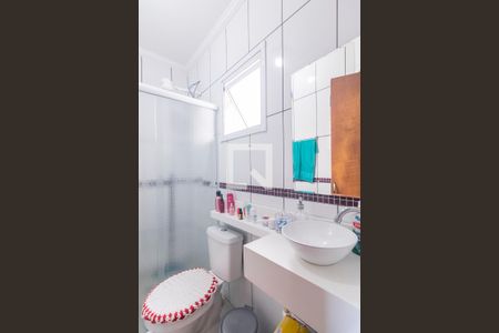 Apartamento à venda com 74m², 2 quartos e 1 vaga Apartamento à venda com 74m², 2 quartos e 1 vagaBanheiro
