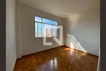 Quarto de apartamento para alugar com 1 quarto, 50m² em Lins de Vasconcelos, Rio de Janeiro