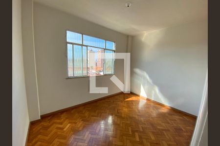 Quarto de apartamento para alugar com 1 quarto, 50m² em Lins de Vasconcelos, Rio de Janeiro