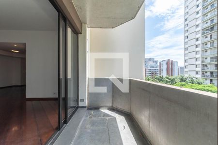 Varanda de apartamento para alugar com 4 quartos, 192m² em Campo Belo, São Paulo