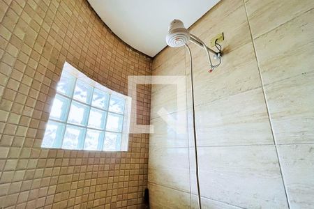 Banheiro da Suíte de casa para alugar com 1 quarto, 40m² em Jardim Presidente Dutra, Guarulhos