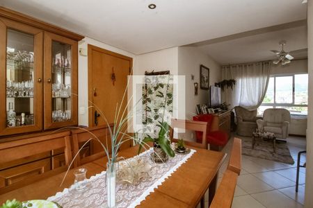 Sala de apartamento à venda com 3 quartos, 95m² em Santana, Porto Alegre