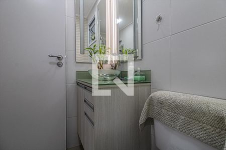 banheiro social_2 de apartamento à venda com 2 quartos, 85m² em Vila Vera, São Paulo