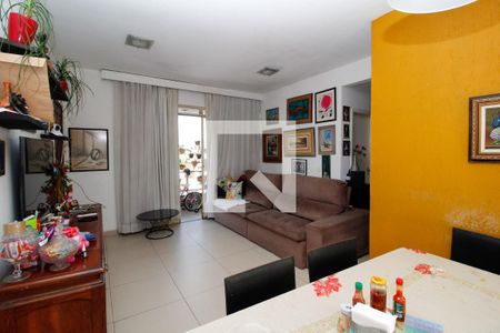 Sala de apartamento à venda com 3 quartos, 98m² em Coração Eucarístico, Belo Horizonte