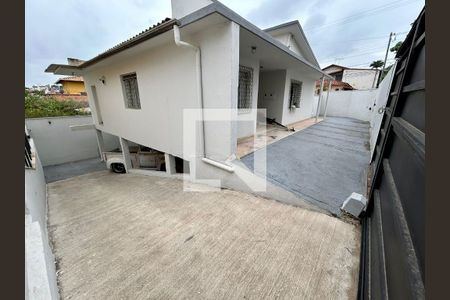 Quintal de casa à venda com 5 quartos, 190m² em Carlos Prates, Belo Horizonte