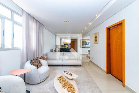 Apartamento à venda com 246m², 4 quartos e 4 vagasSala 1