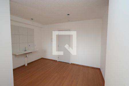 Sala de apartamento para alugar com 2 quartos, 34m² em Usina Piratininga, São Paulo