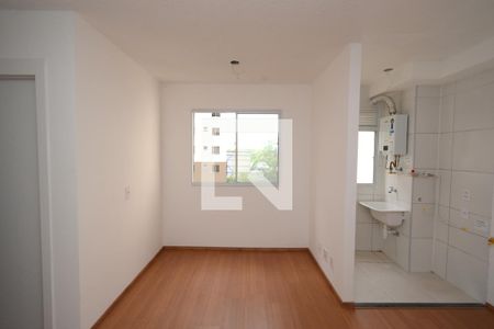 Sala de apartamento para alugar com 2 quartos, 34m² em Usina Piratininga, São Paulo