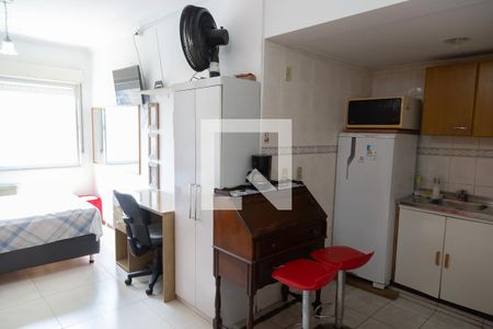 Sala de kitnet/studio à venda com 1 quarto, 24m² em Centro Histórico, Porto Alegre