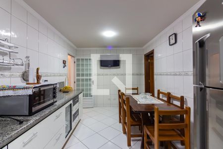 Cozinha de casa à venda com 5 quartos, 247m² em Vila Yolanda, Osasco