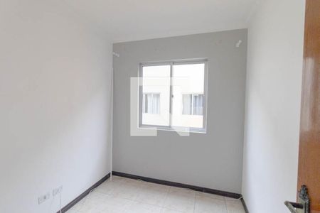 Quarto 1 de apartamento para alugar com 2 quartos, 55m² em Alto Boqueirão, Curitiba