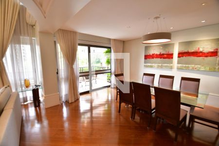 Sala de apartamento à venda com 5 quartos, 560m² em Centro, Campinas