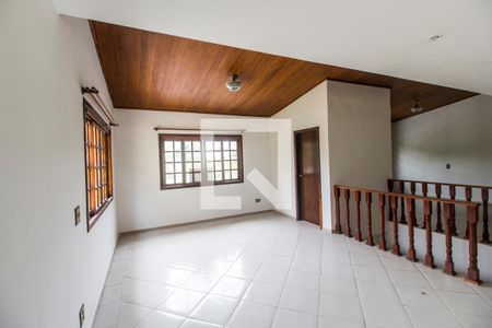 Sala de TV de casa de condomínio para alugar com 4 quartos, 360m² em Alphaville, Santana de Parnaíba