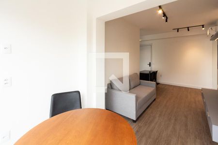 Sala de apartamento para alugar com 2 quartos, 54m² em Moema, São Paulo