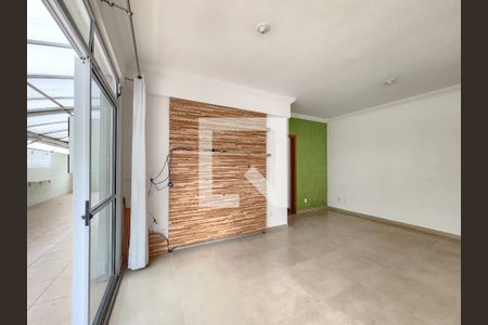 Apartamento à venda com 120m², 3 quartos e 2 vagasSala