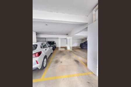 Garagem de apartamento à venda com 3 quartos, 120m² em Buritis, Belo Horizonte