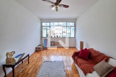 Sala de apartamento para alugar com 3 quartos, 100m² em Icaraí, Niterói