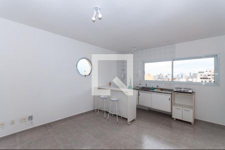 Cozinha de kitnet/studio para alugar com 1 quarto, 45m² em Barra Funda, São Paulo