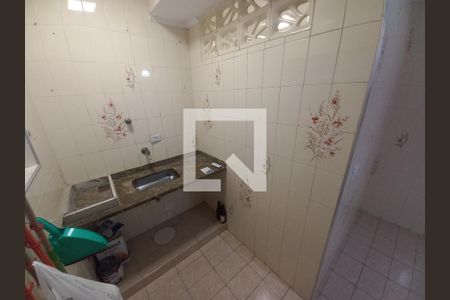 Cozinha de apartamento para alugar com 1 quarto, 36m² em Centro, São Vicente
