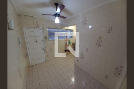 Cozinha de apartamento para alugar com 1 quarto, 36m² em Centro, São Vicente