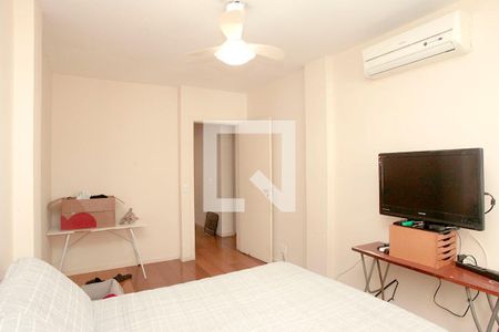 Quarto 1 de apartamento à venda com 2 quartos, 106m² em Petrópolis, Porto Alegre