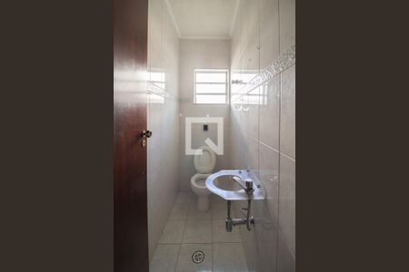 Lavabo de casa à venda com 4 quartos, 380m² em Vila Nivi, São Paulo