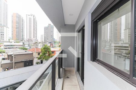 Varanda de kitnet/studio à venda com 1 quarto, 27m² em Jardim das Acacias, São Paulo