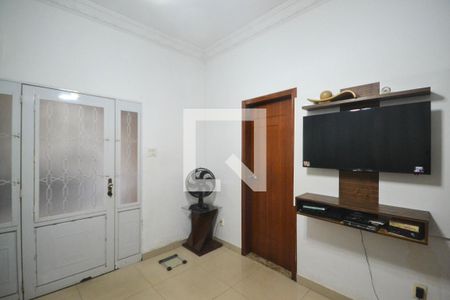 Sala de casa para alugar com 3 quartos, 300m² em Centro, Nilópolis