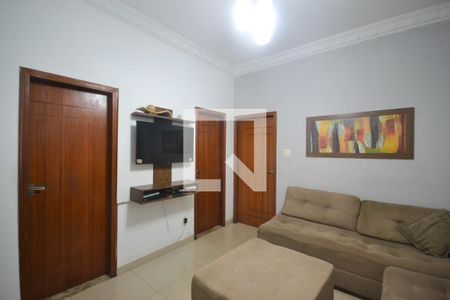 Sala de casa para alugar com 3 quartos, 300m² em Centro, Nilópolis