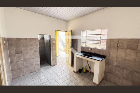 Sala/Cozinha de casa para alugar com 1 quarto, 50m² em Vila Guaraciaba, Santo André