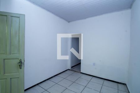 Kitnet de casa para alugar com 1 quarto, 30m² em Bonfim, Belo Horizonte