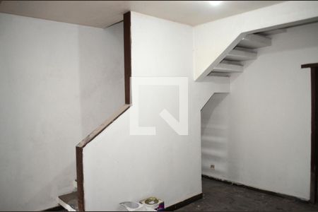 Sala de casa para alugar com 2 quartos, 90m² em Dom Silvério, Belo Horizonte