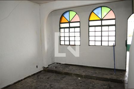 Sala de casa para alugar com 2 quartos, 90m² em Dom Silvério, Belo Horizonte