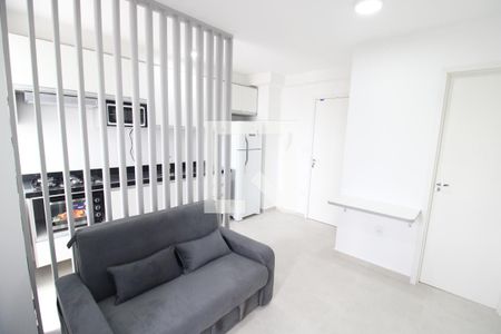 Sala / Cozinha de apartamento para alugar com 2 quartos, 40m² em Vila Paulicéia, São Paulo