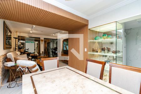 Sala de casa para alugar com 2 quartos, 150m² em Santo Amaro, São Paulo