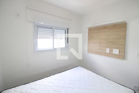 Quarto 1 de apartamento para alugar com 2 quartos, 40m² em Vila Paulicéia, São Paulo