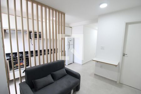 Sala / Cozinha de apartamento para alugar com 2 quartos, 40m² em Vila Paulicéia, São Paulo