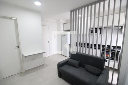 Sala / Cozinha de apartamento para alugar com 2 quartos, 40m² em Vila Paulicéia, São Paulo