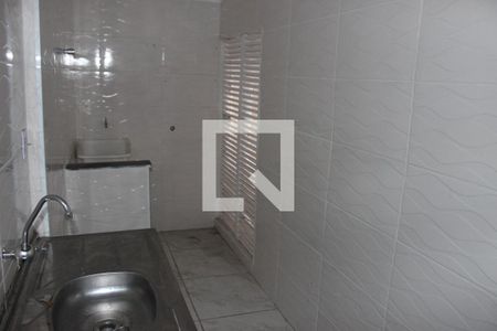 Cozinha de apartamento para alugar com 1 quarto, 43m² em Centro, São Vicente